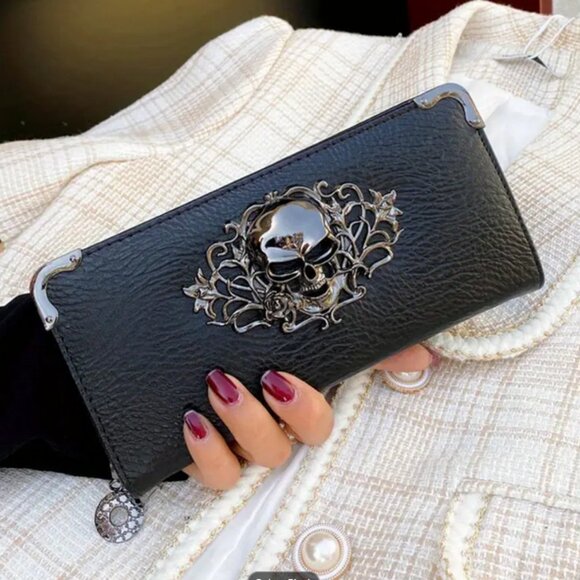 Handbags - 🖤 Black Skull Wallet Clutch 🖤